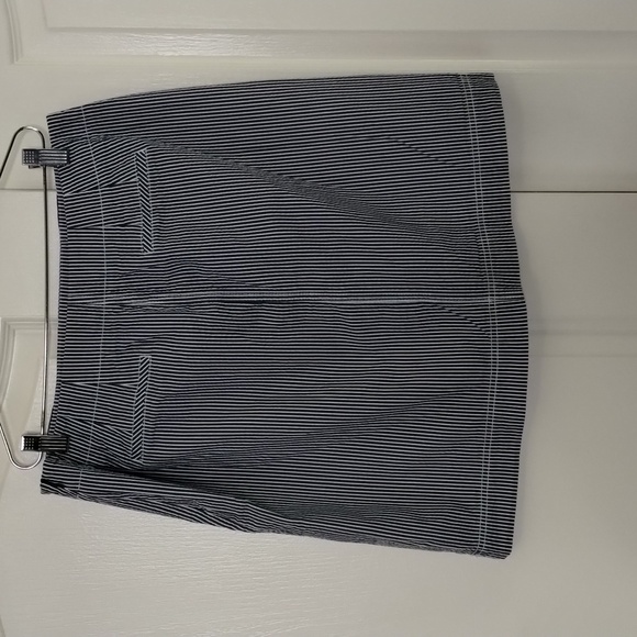 Ann Taylor Petites navy and white stripe anchor sailor button miniskirt size 10p - Picture 4 of 12